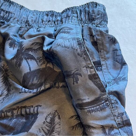 OP Men's Swim Trunks Navy/Steel Blue Tropical Design Size Large(36-38) - Picture 9 of 10